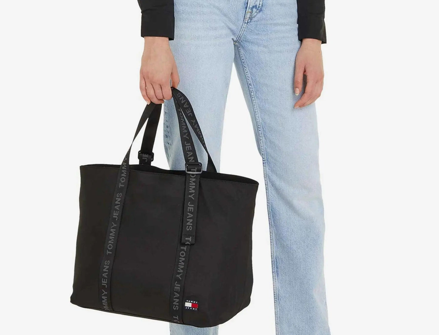 Tommy Jeans Essential Daily Tote black women's bag