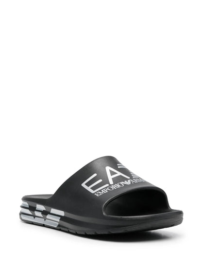 EA7 Emporio Armani Crusher Distance slides with big-sized logo - أسود