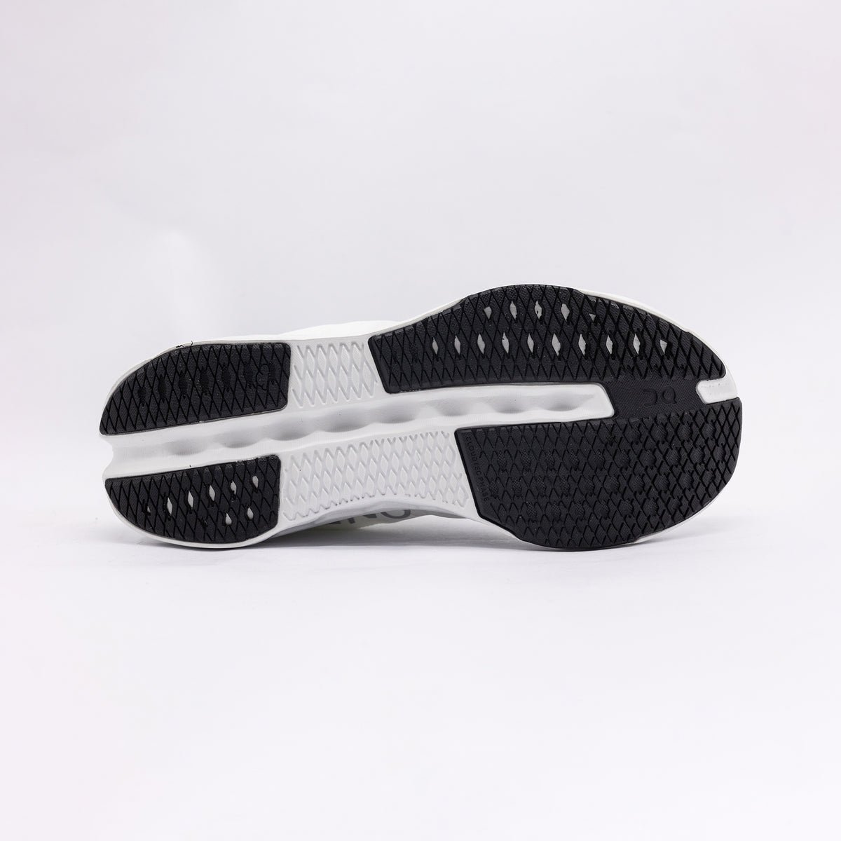 On Running Cloudmonster Sneaker