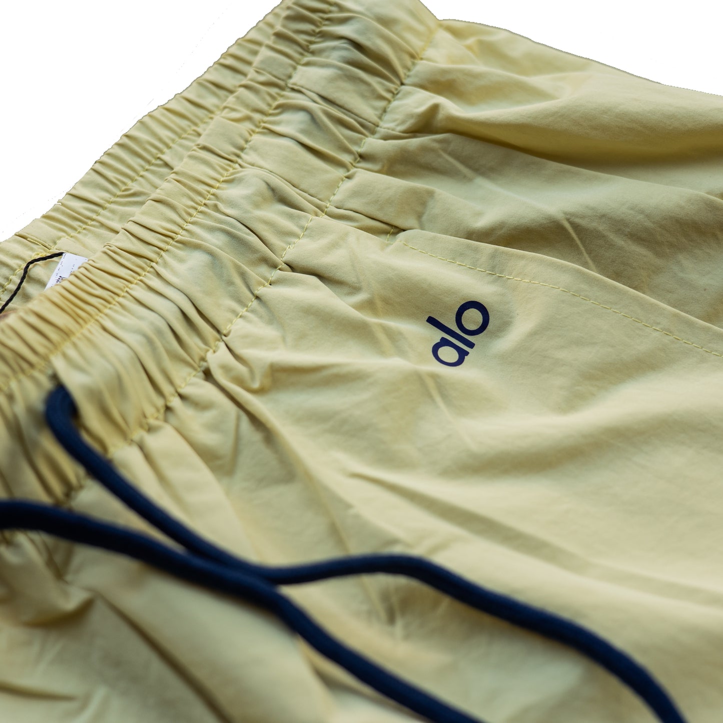 Alo Yoga High-Waist Parachute Pants - Pale Yellow