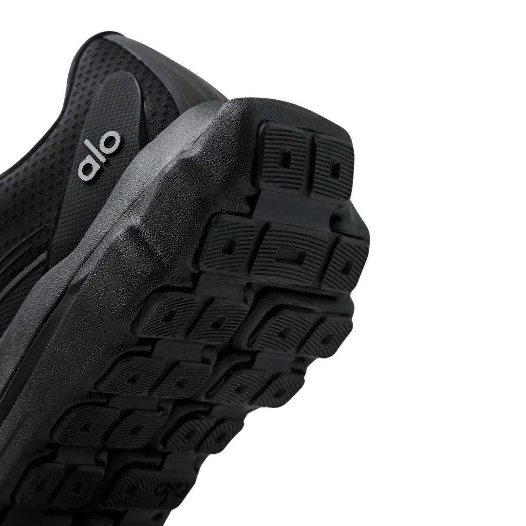 ALO Runner Trainer - Black