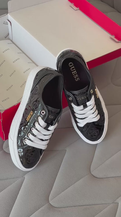 GUESS JLOVE Sneakers - Black