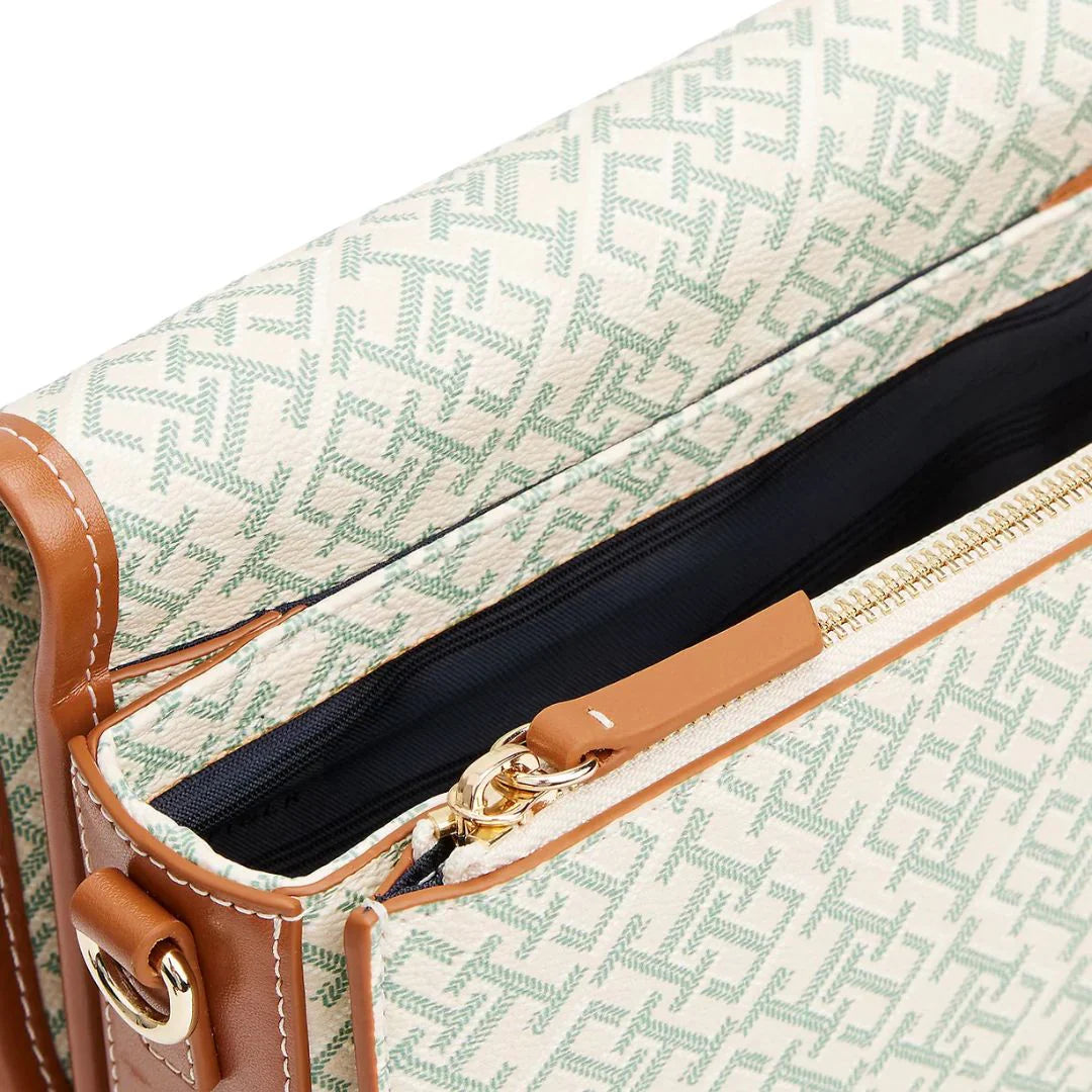 Tommy Hilfiger TH Monoplay Crossbody Saddle Bag - GRN