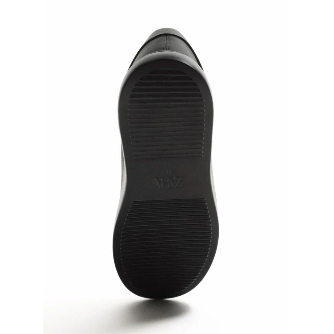 حذاء رياضي زارا أحادي اللون بنعل سميك 2201-520 - أسود